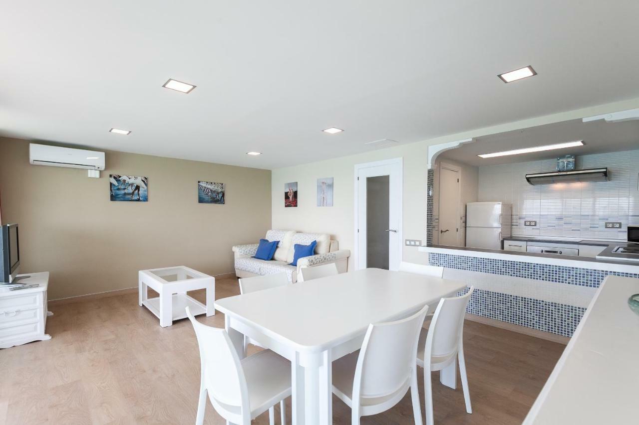 Uhc Acantilados Family Apartments Salou Bagian luar foto