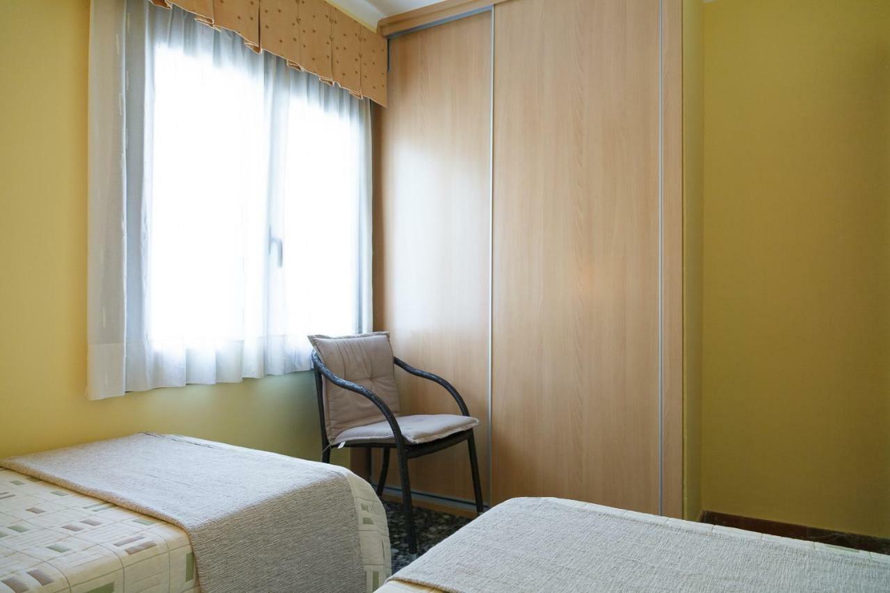 Uhc Acantilados Family Apartments Salou Bagian luar foto