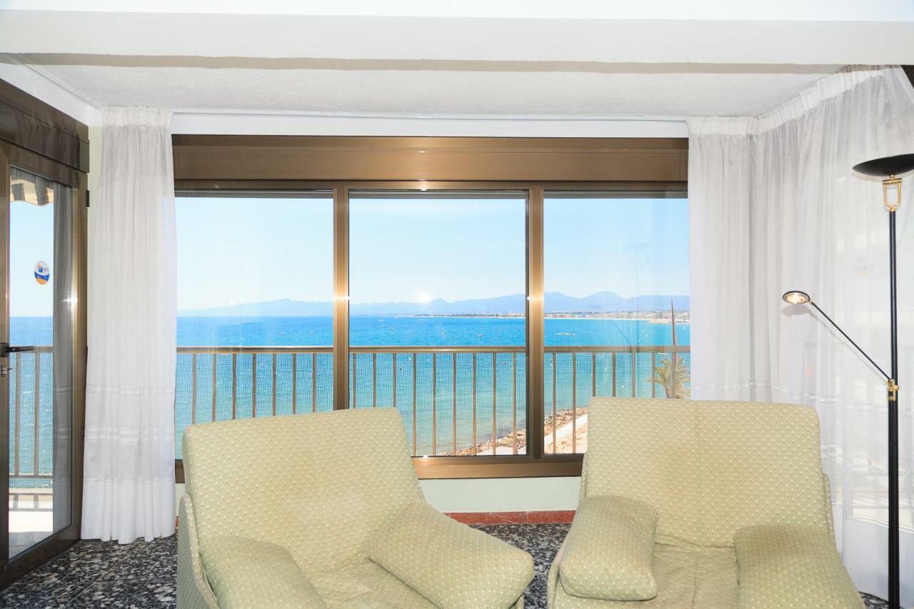Uhc Acantilados Family Apartments Salou Bagian luar foto